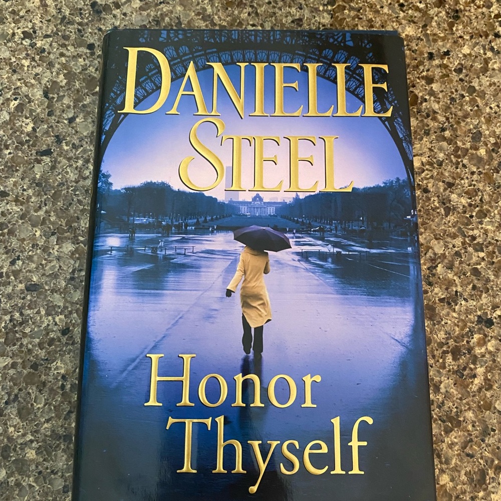 Danielle Steel book $6 a piece or 2 for $9